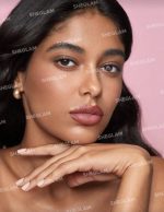 خط لب و رژ لب دو سر براق شیگلم - تصویر 4